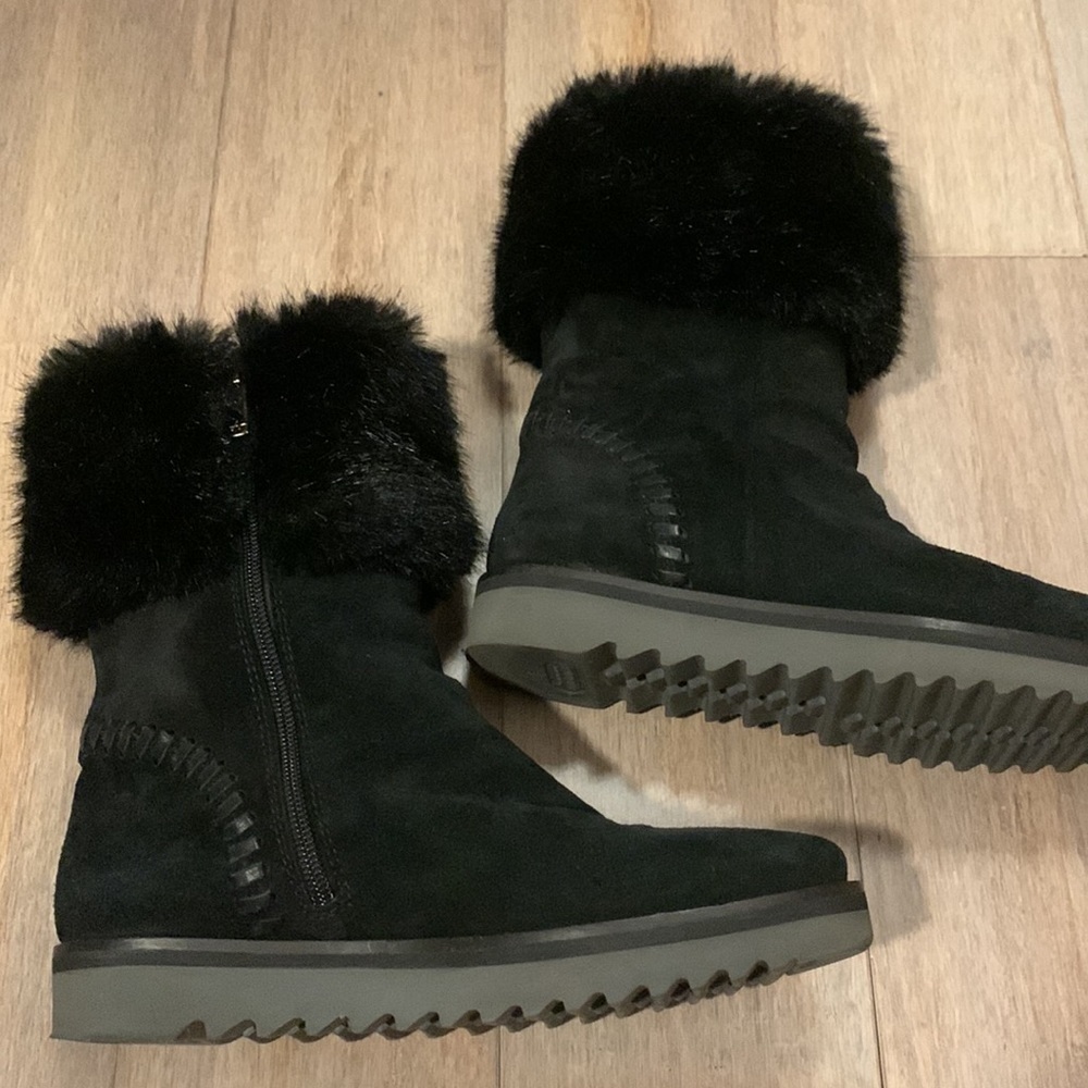 𝅺AQUATALIA Paulette Black Faux-Fur Lined Boot size US 5